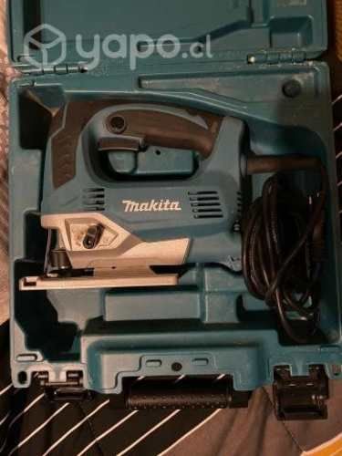 Sierra caladora makita jv0600k