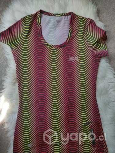 Poleras deportivas mujer