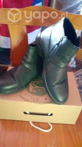 Botines Zibel gris en buen estado