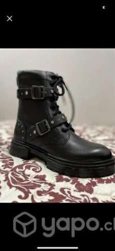 Botines o zapatos marca ZARA NUEVOS!