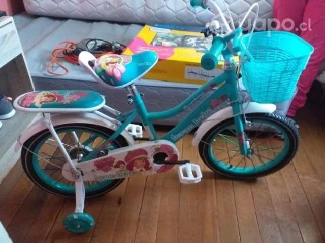 Computador mas teclado y otros artículos