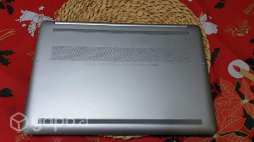 HP AMD Ryzen 5 15.6"