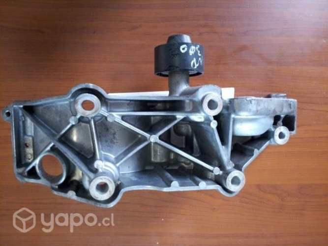 7-26 Soporte alternador NP300 - 50 camionetas desa
