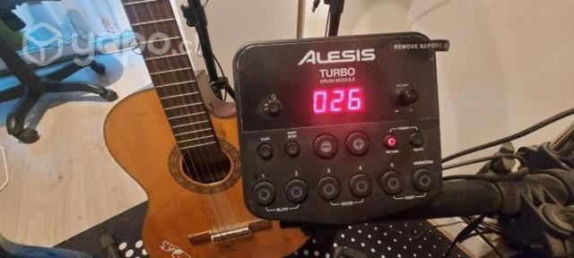 Batería eléctrica Alesis Turbo Mesh Kit