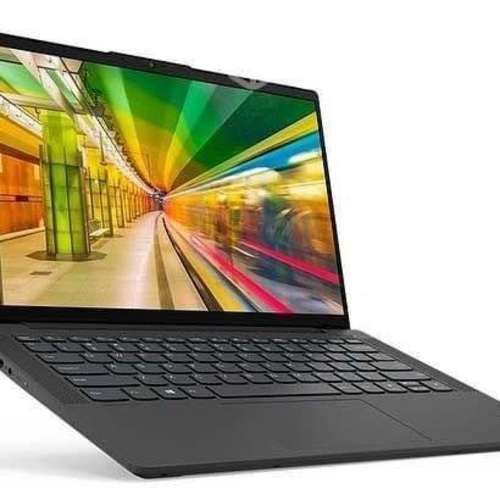 Notebook Lenovo Ryzen 5 ultima generacion sellado