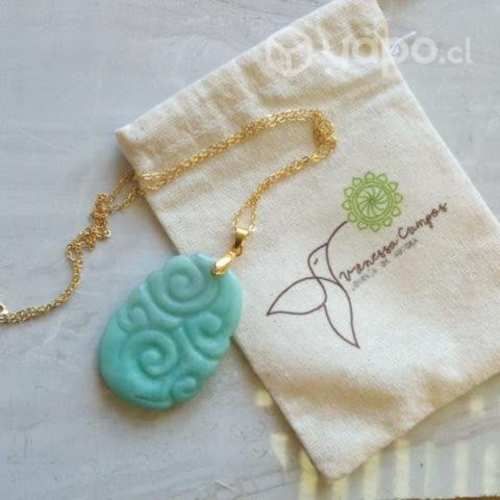 Collar de amazonita tallada