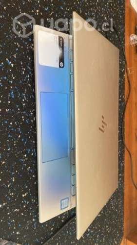 HP ENVY notebook 13' i5 8th gen SSD