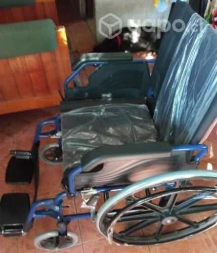 Silla de ruedas sin uso