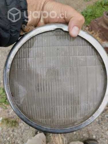 Hermoso foco vidrio con visel Chevrolet 1929