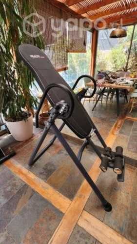 Tabla para inversión meditación, tracción columna.