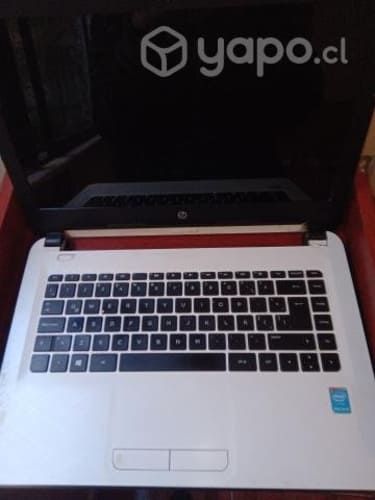 Notebook HP 8GB RAM (con falla reparable)