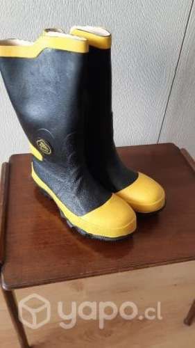Bototo y bota de seguridad