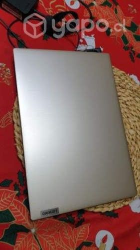 Lenovo IdeaPad 3 Intel Core i3 15.6"