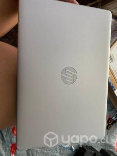 Notebook hp Intel core i5 1TB de almacenamiento