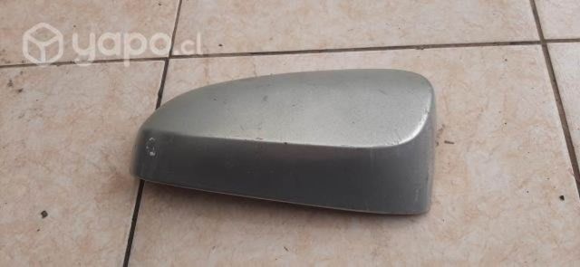 Tapa espejo Toyota Yaris 2013
