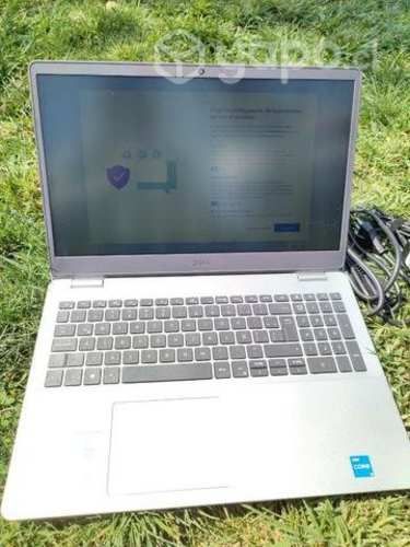 Notebook dell i3 11 generación