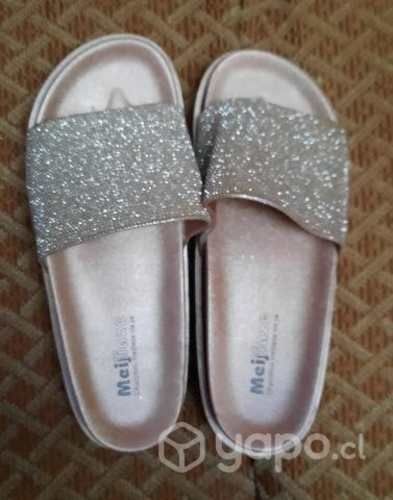 Ropa usada en excelente estado