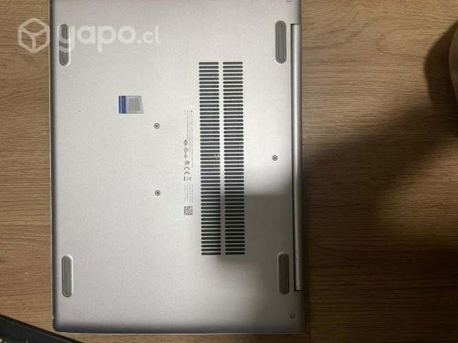 Notebook HP 440 G7 con pantalla rota