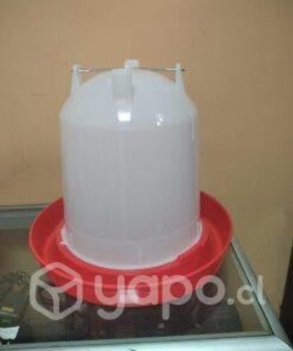 Bebedero de piso 10 litros