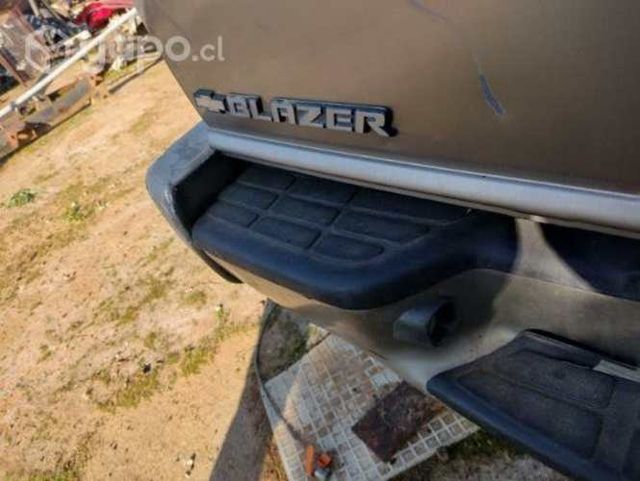 Portalón Chevrolet Blazer 2.000 El Quisco