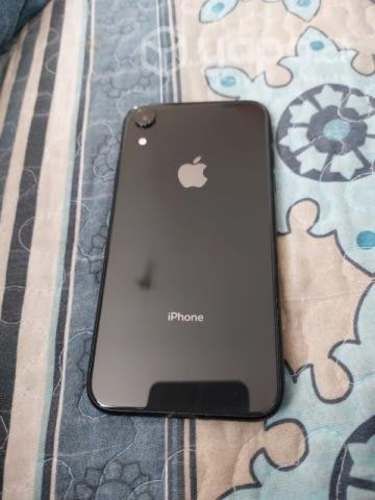 IPhone XR 64 Gb