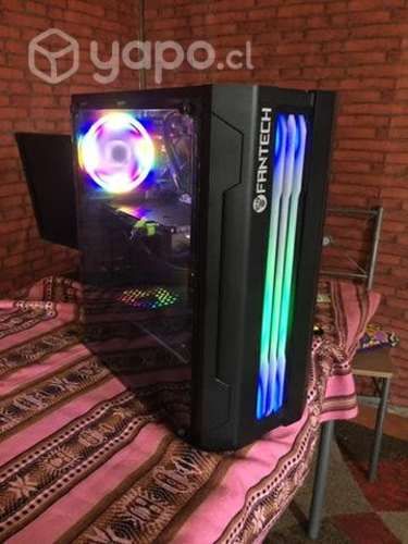 Pc gamer monitor y mouse