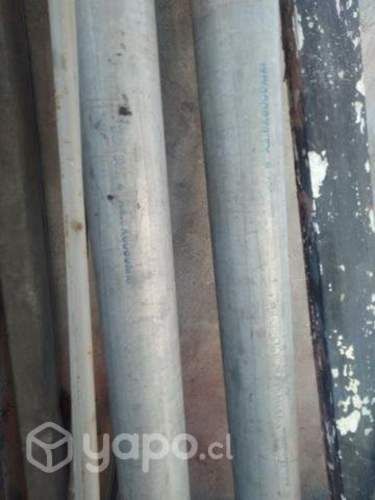 2 pole acero galvanizado de 3 metros cada uno