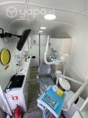 Sillón dental Kavo y compresor insonoro