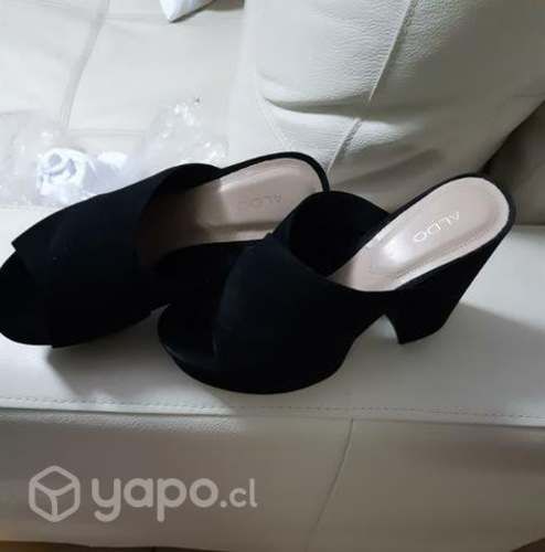 Sandalia aldo cuero gamuza 37