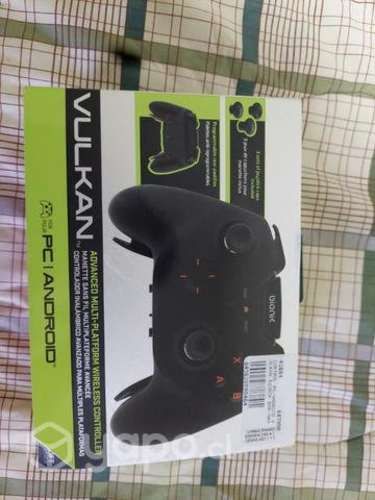 Control inalambrico bionik vulkan