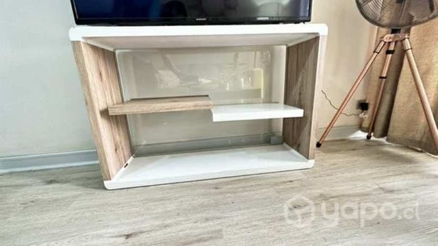 Mesa para living o TV.