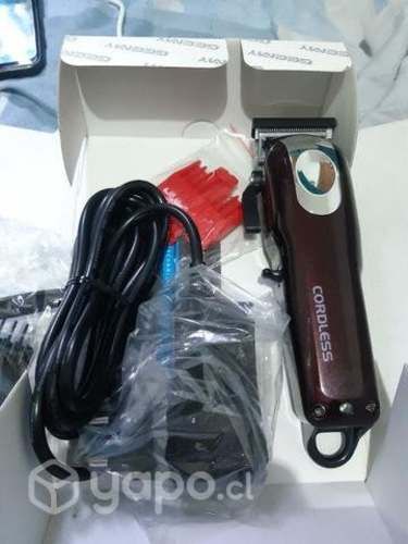 Maquina de cortar cabello, nueva