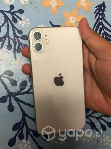 IPhone 11 en buena condición (usado)