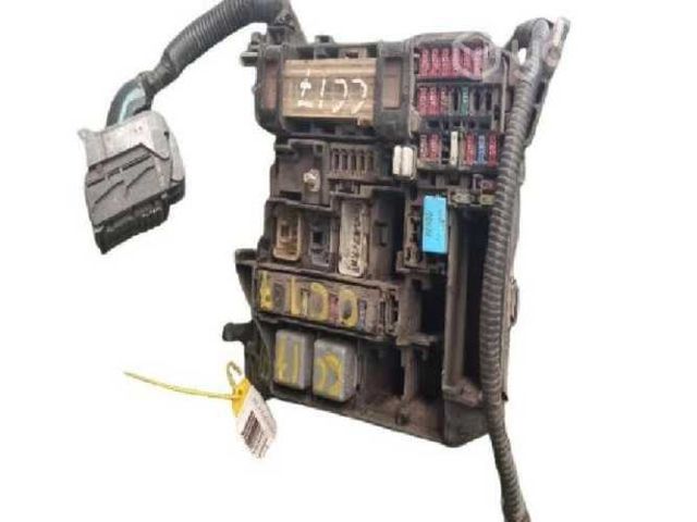 Fusilera exterior toyota corolla 2006