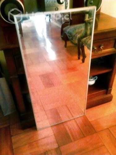 Espejo con marco de aluminio