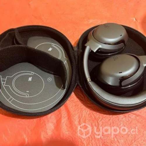 Audífonos- JBL Tour One