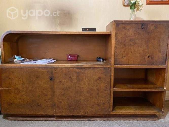 Mueble arrimo de madera antiguo