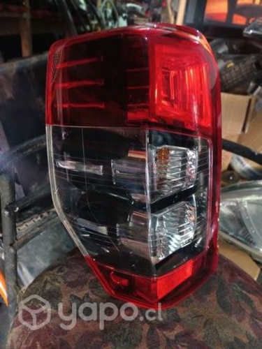 Foco izquierdo l200 led 2019-2022 original