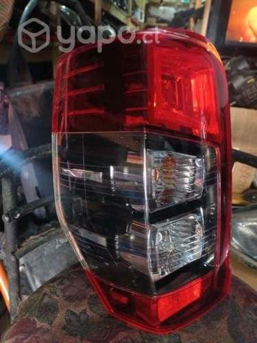 Foco izquierdo l200 led 2019-2022 original