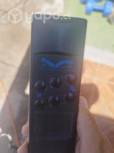 Catre clínico eléctrico