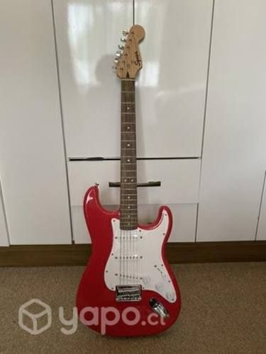 Guitarra Eléctrica Squier by Fender