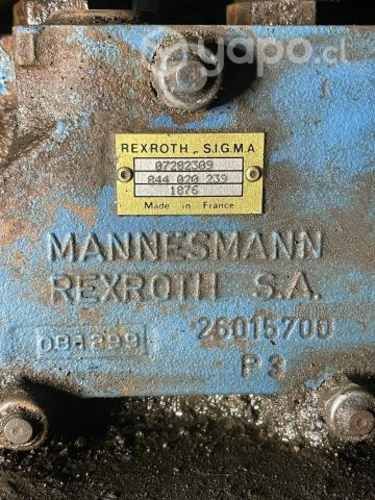 Caja de Valvulas delantera Retroexcavadora Komatsu