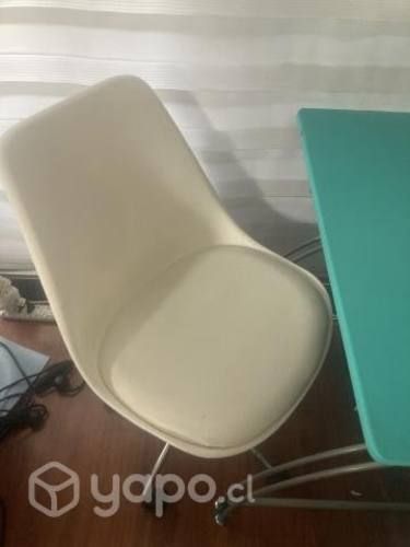Escritorio más silla