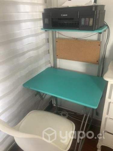 Escritorio más silla