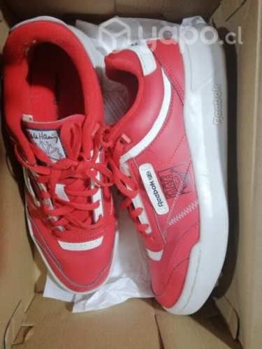 Zapatilla adidas blanca / reebook roja