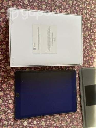 Ipad sexta generación, lápiz y teclado todo origin