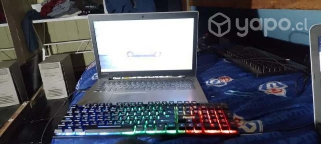 Notebook Lenovo Ideapad 330s 15ikb con Detalle