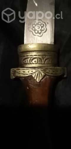Antiguo puñal