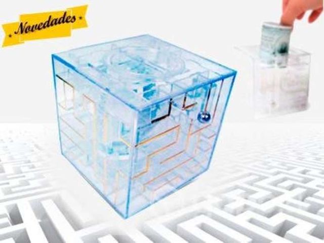 Divertida Alcancia Laberinto 3D Maze Piggy Bank