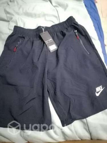Short Nike, talla L